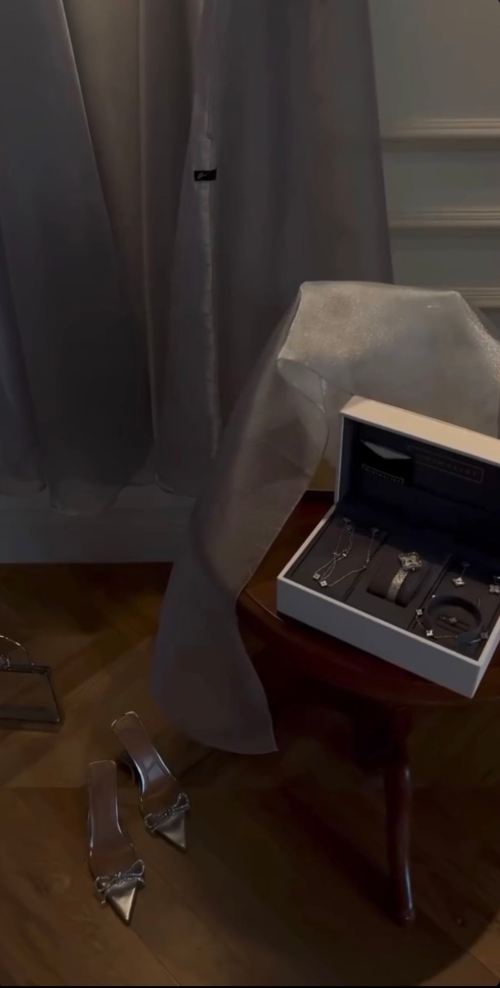 Royale Abaya  | Ice Grey ✨